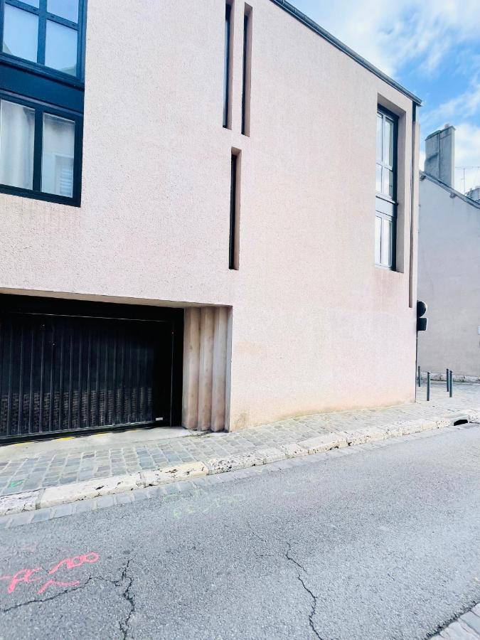 Superbe Duplex Lumineux - Basse Ville - Parking Apartment *